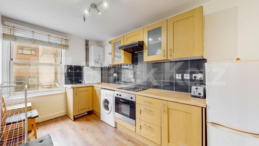 Bright & Spacious 2-Bed Flat to Rent – Minutes from Camden Town Station Camden High Street, Camden